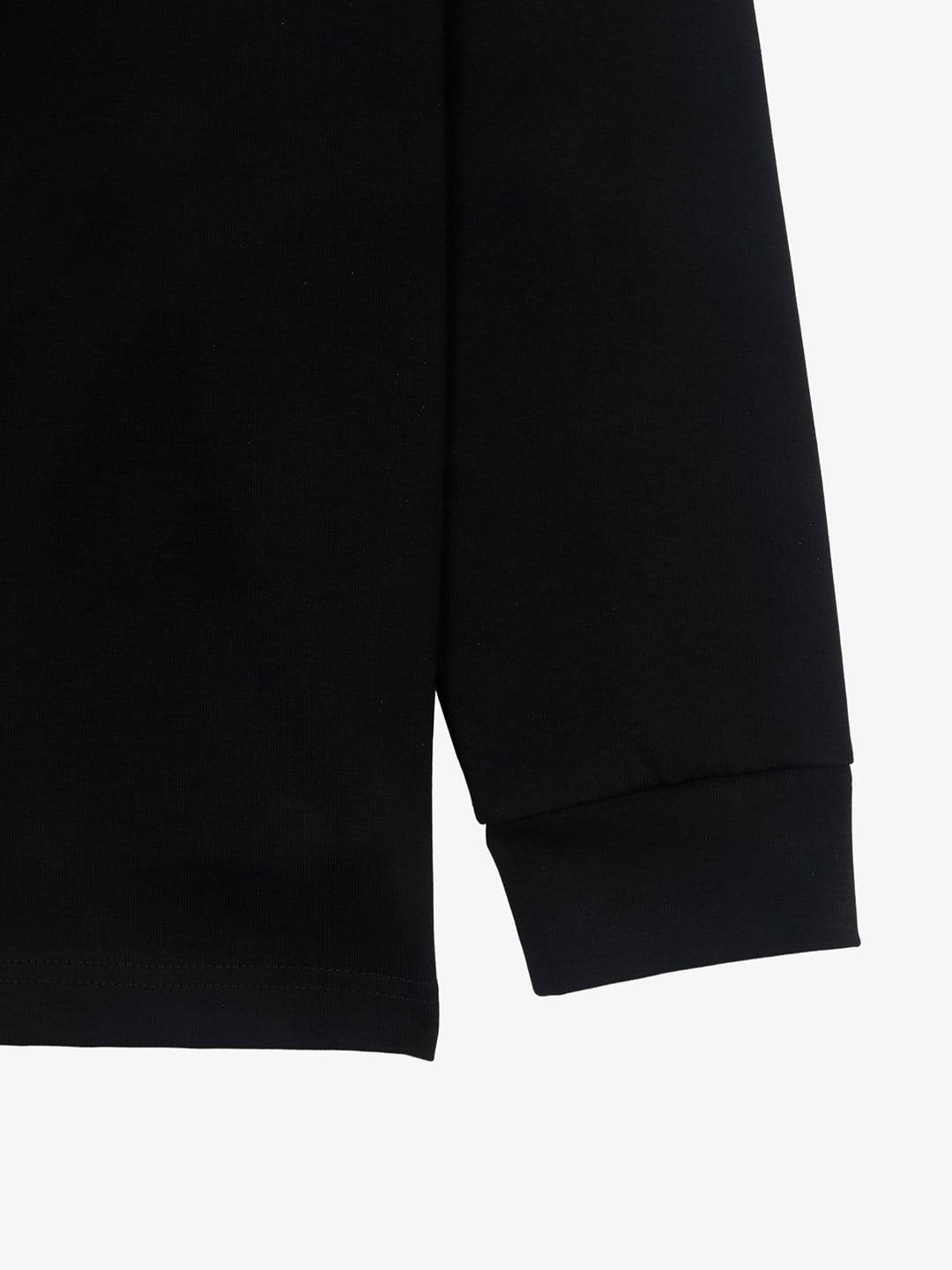 Basic one-pocket long-sleeved T-shirt