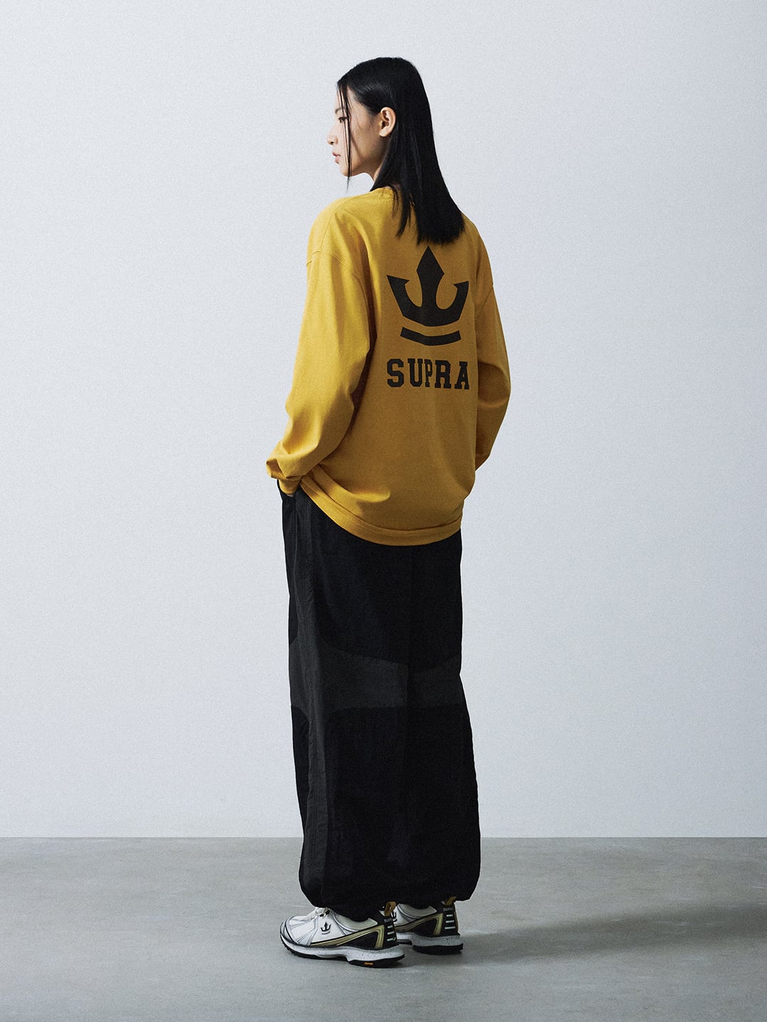 Big Crown Logo Long-Sleeved T-Shirt