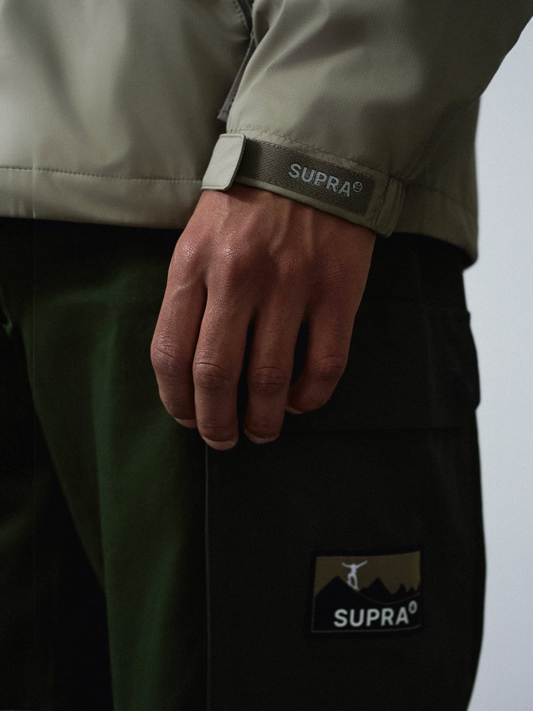 Classic 2 Pocket Windbreaker