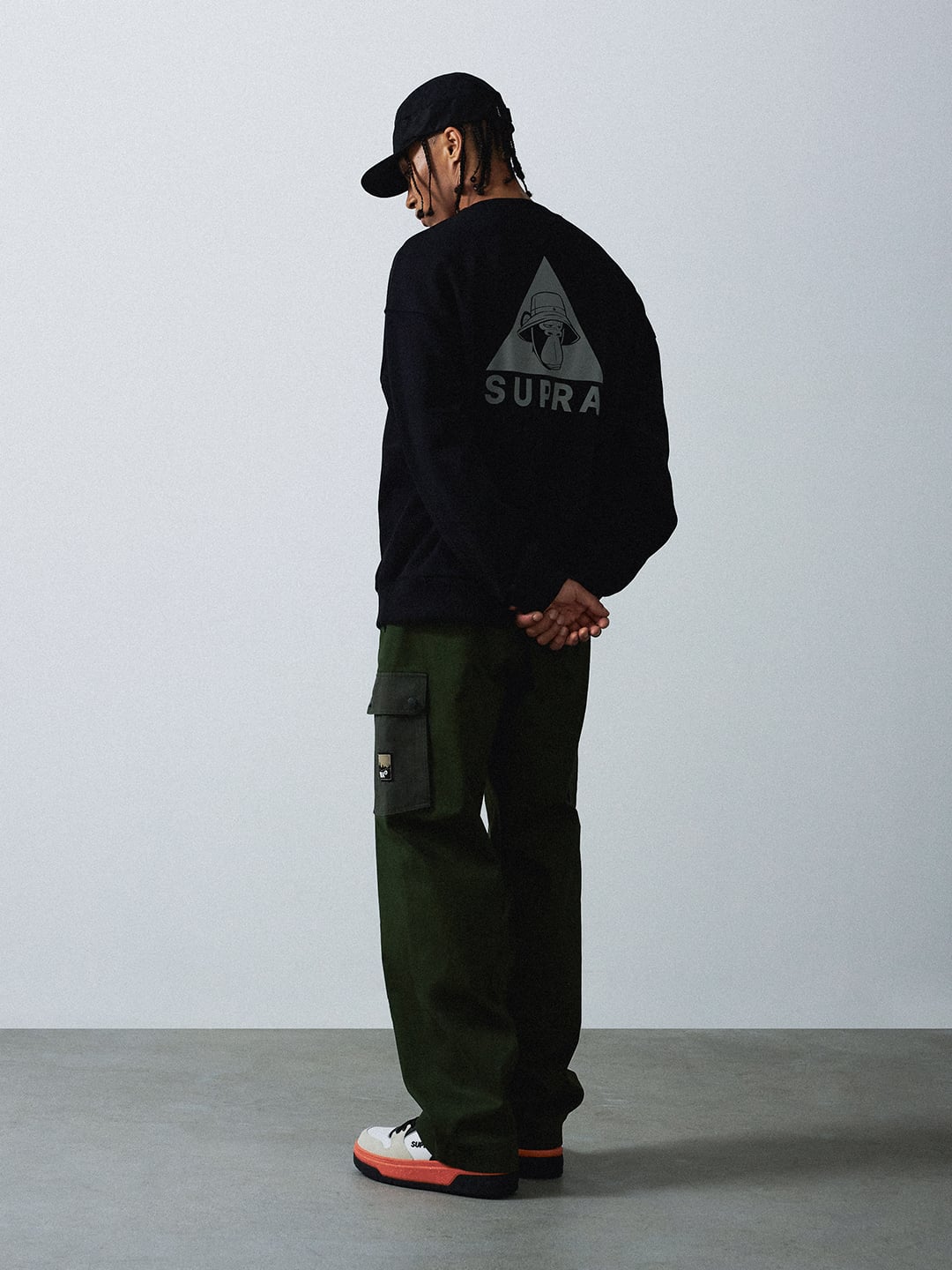 Mountain Back Big Graphic Sweatshirt