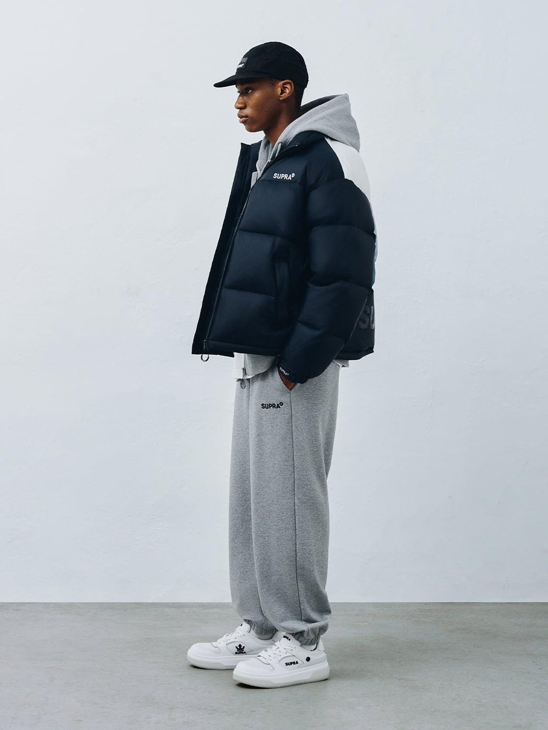Back Graphic Short Down Jacket