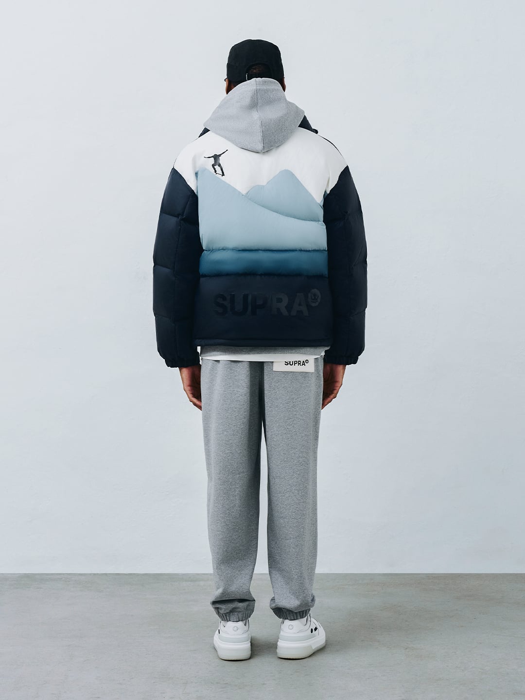 Back Graphic Short Down Jacket