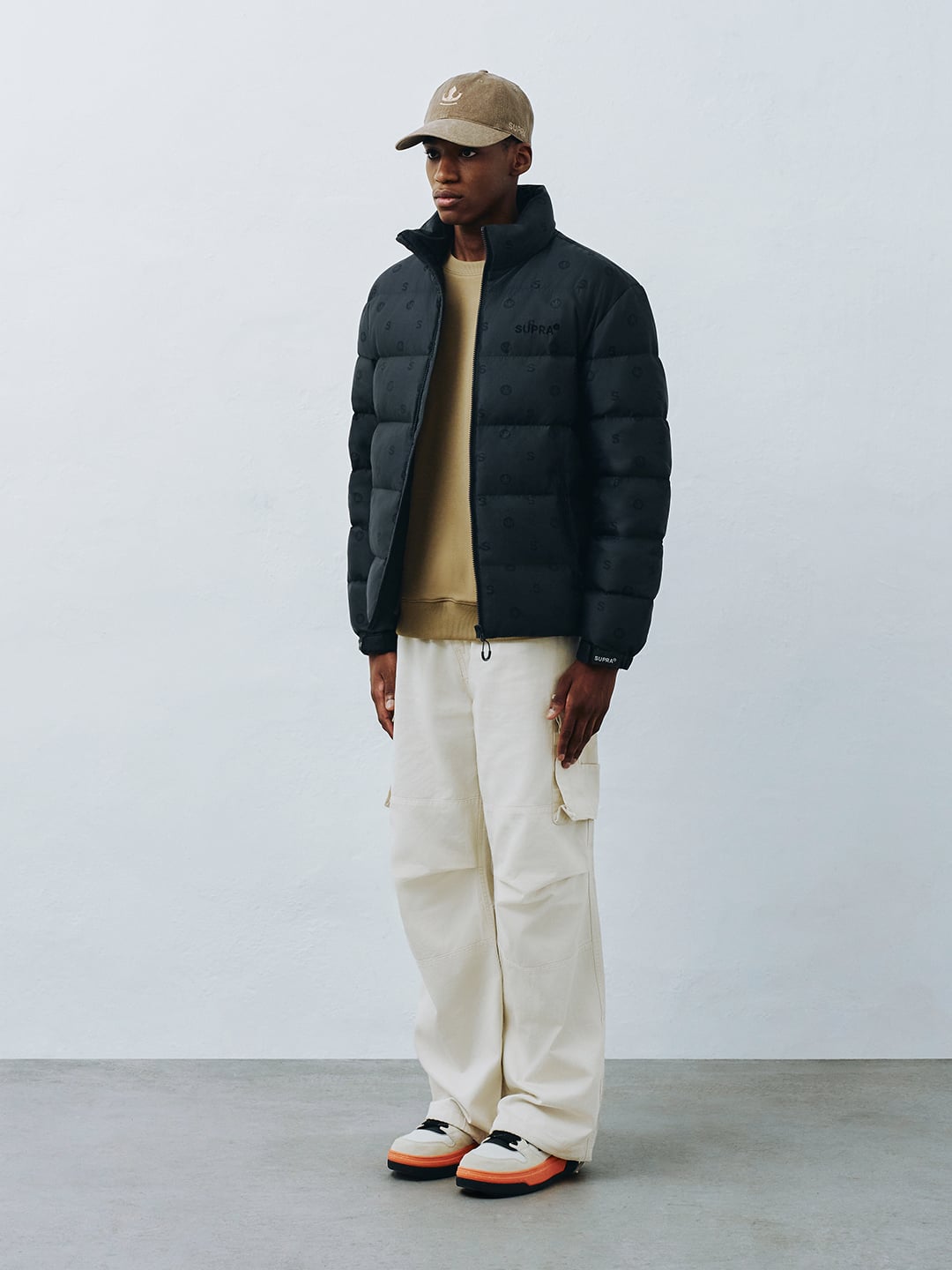 monogram jacquard Short Down Jacket