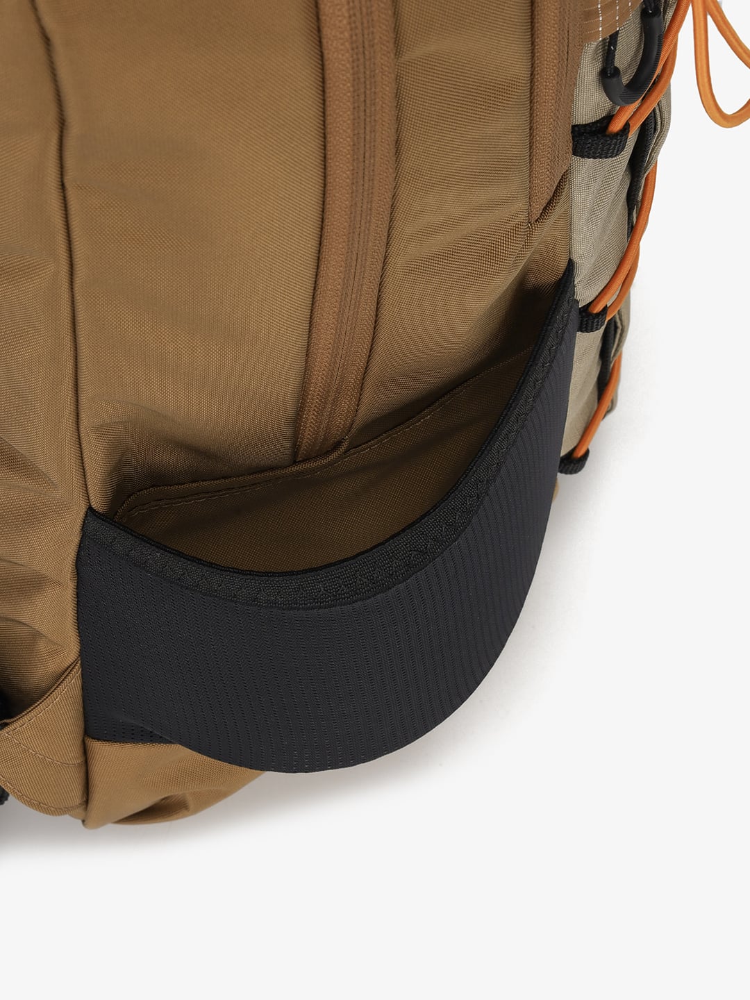 Color block point backpack 25L