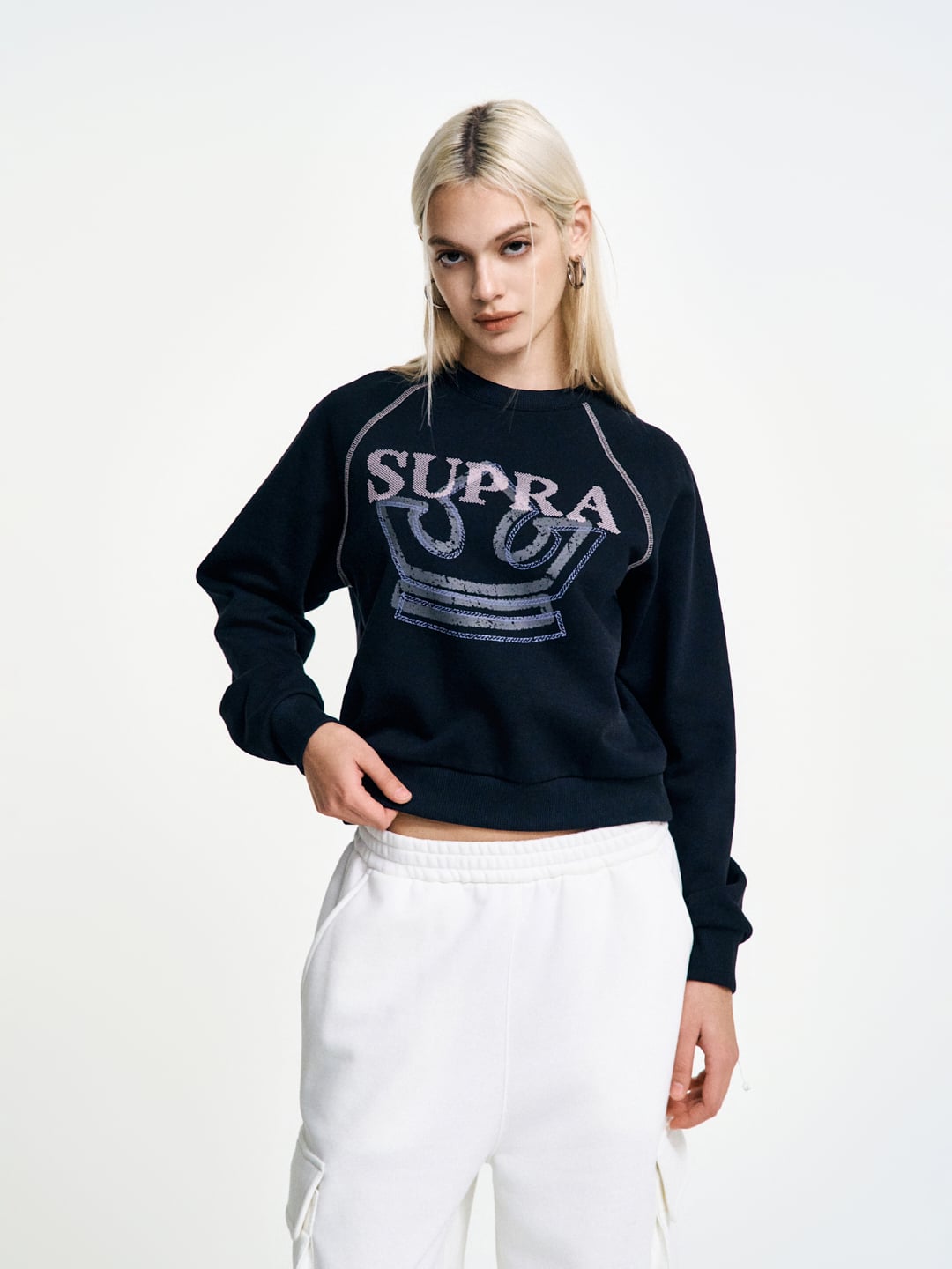 Women`s Crown Graphic Cropped Sweatshirt