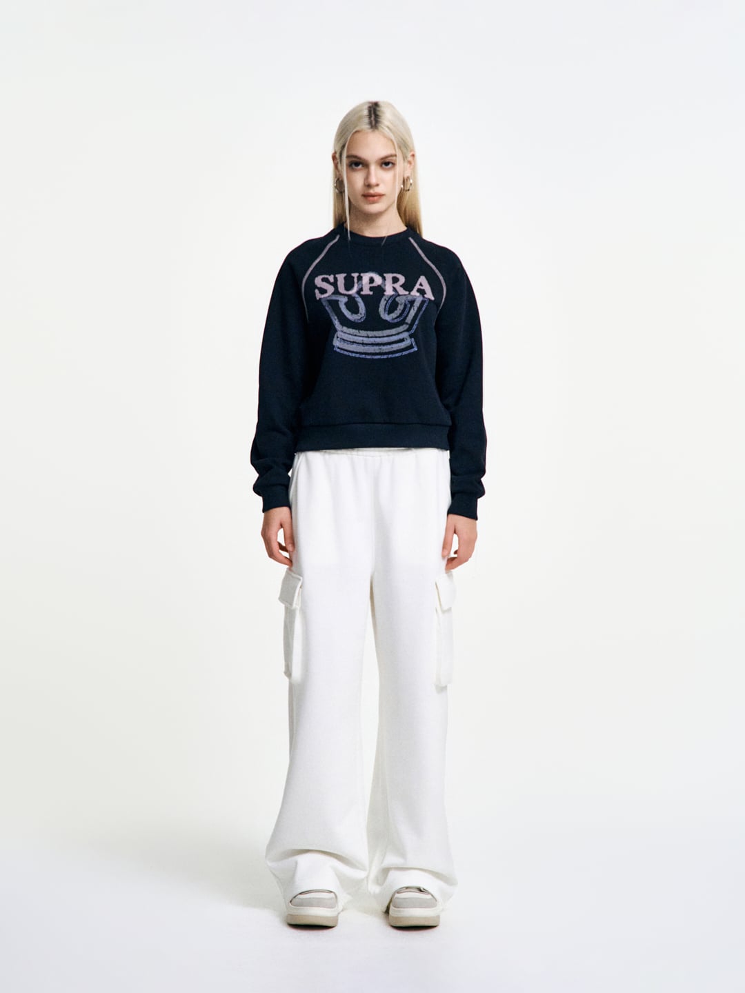 Women`s Crown Graphic Cropped Sweatshirt