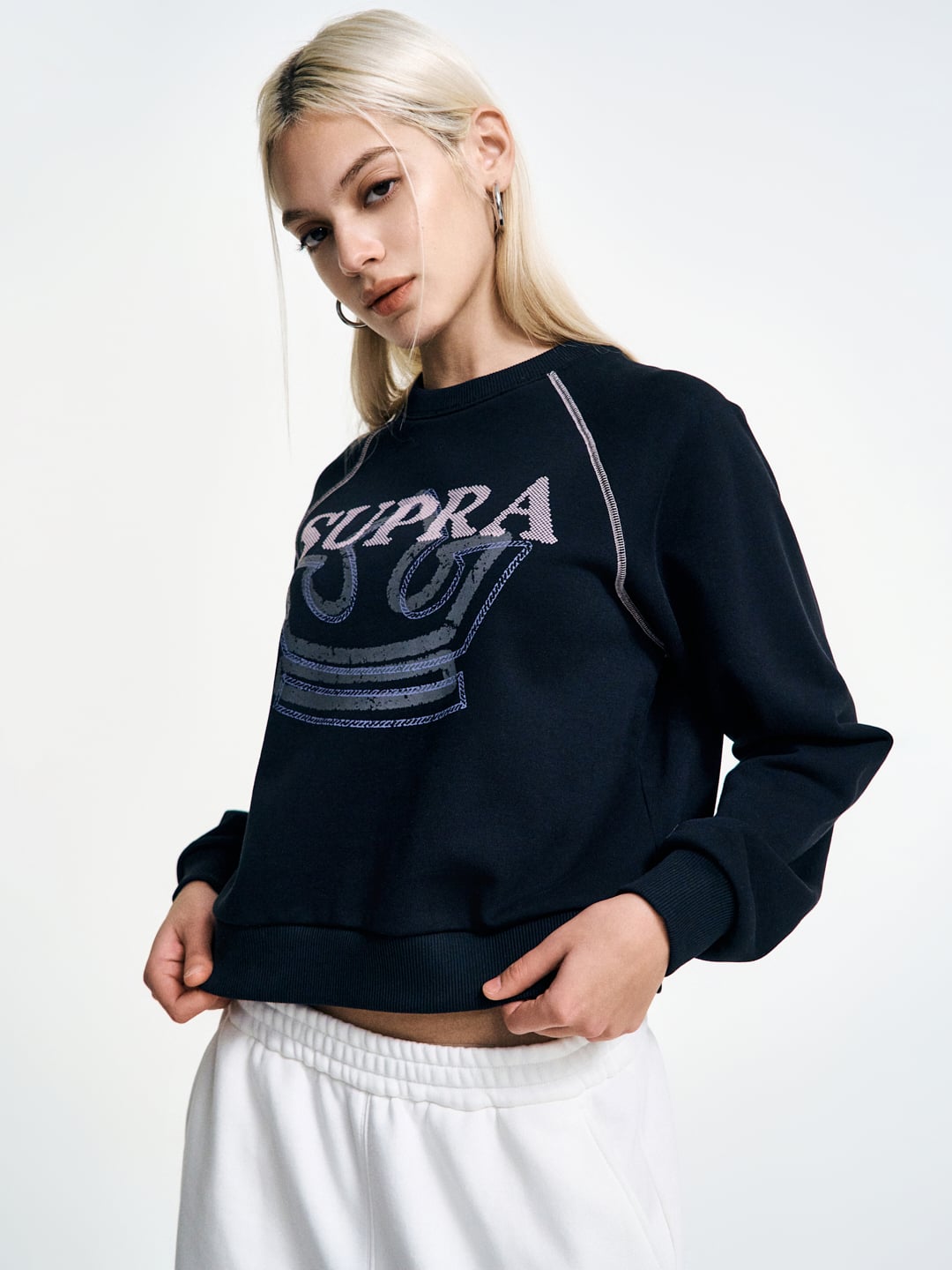 Women`s Crown Graphic Cropped Sweatshirt