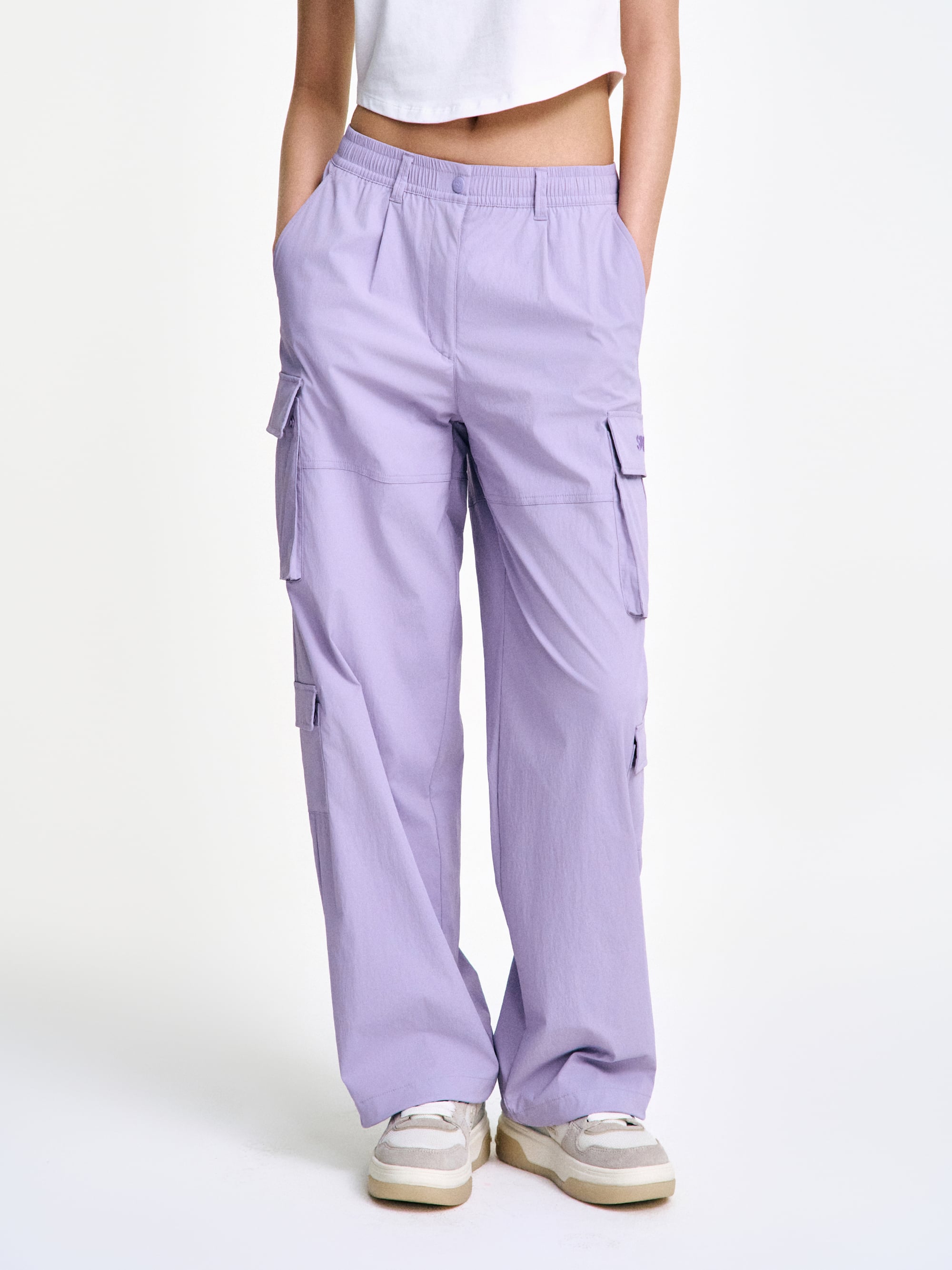 Women`s 8 Pocket Wide Cago Pants