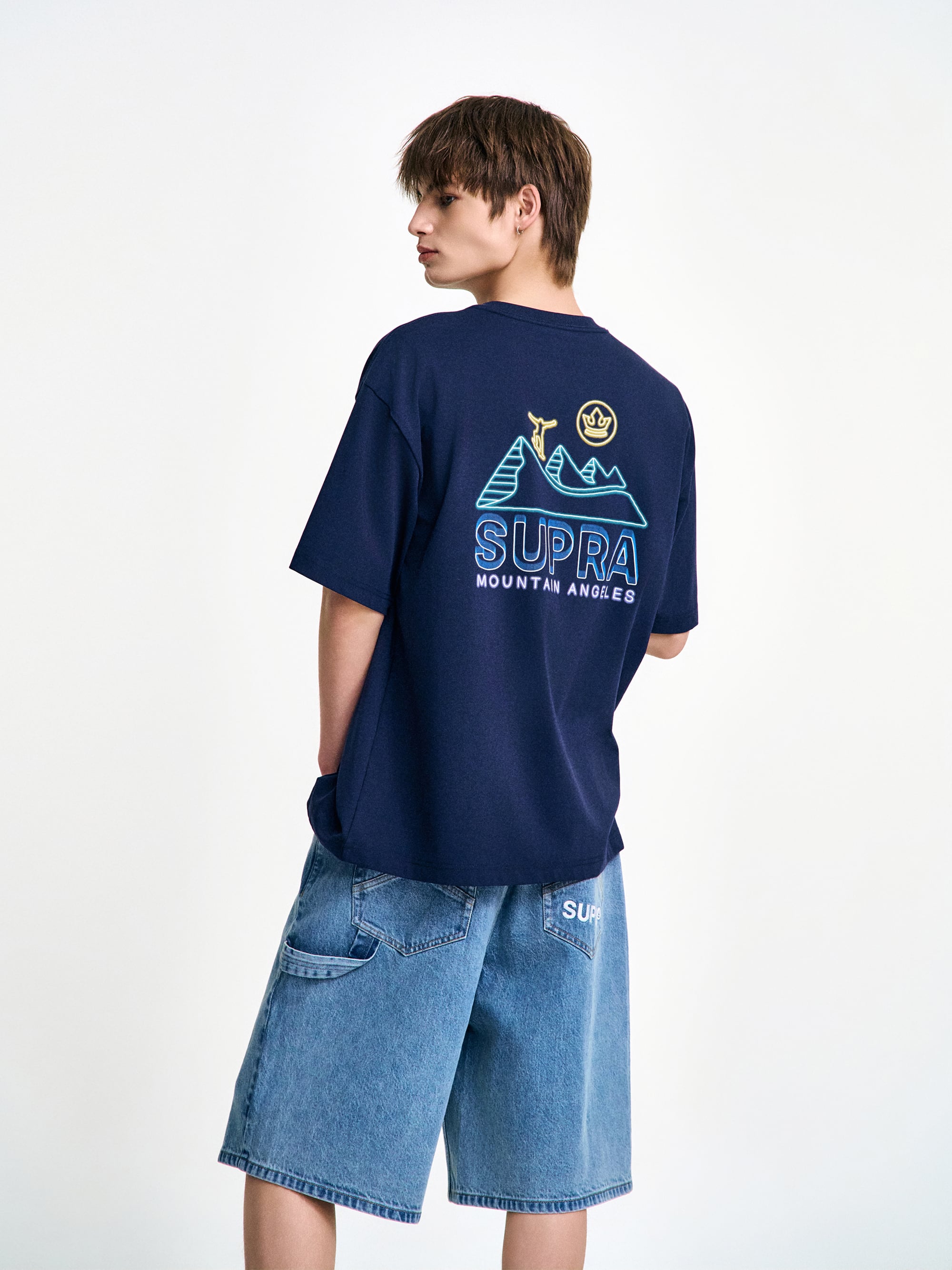 Color Graphic Mountain T-shirt