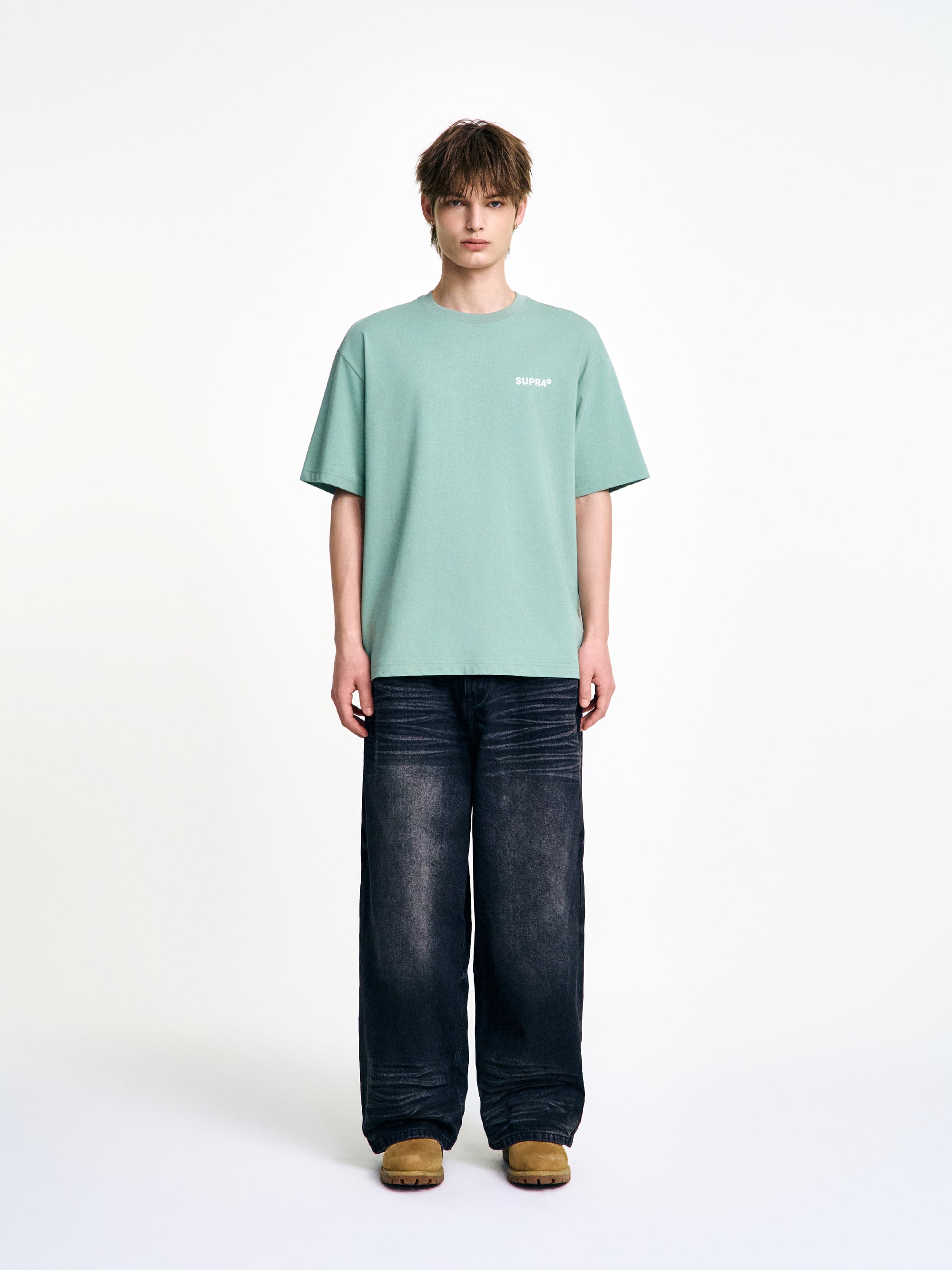 two-tone mountain graphics t-shirt