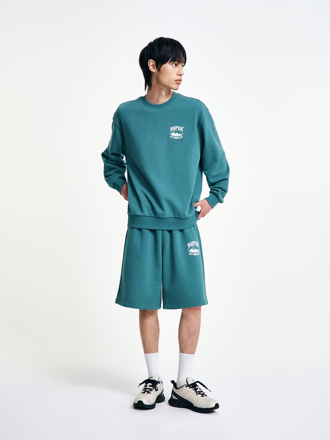 Round Mountain Graphic Half Pants Set