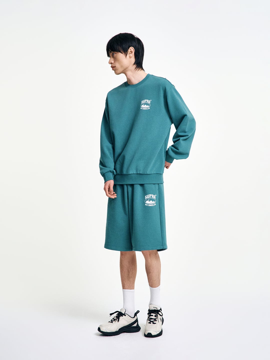 Round Mountain Graphic Half Pants Set