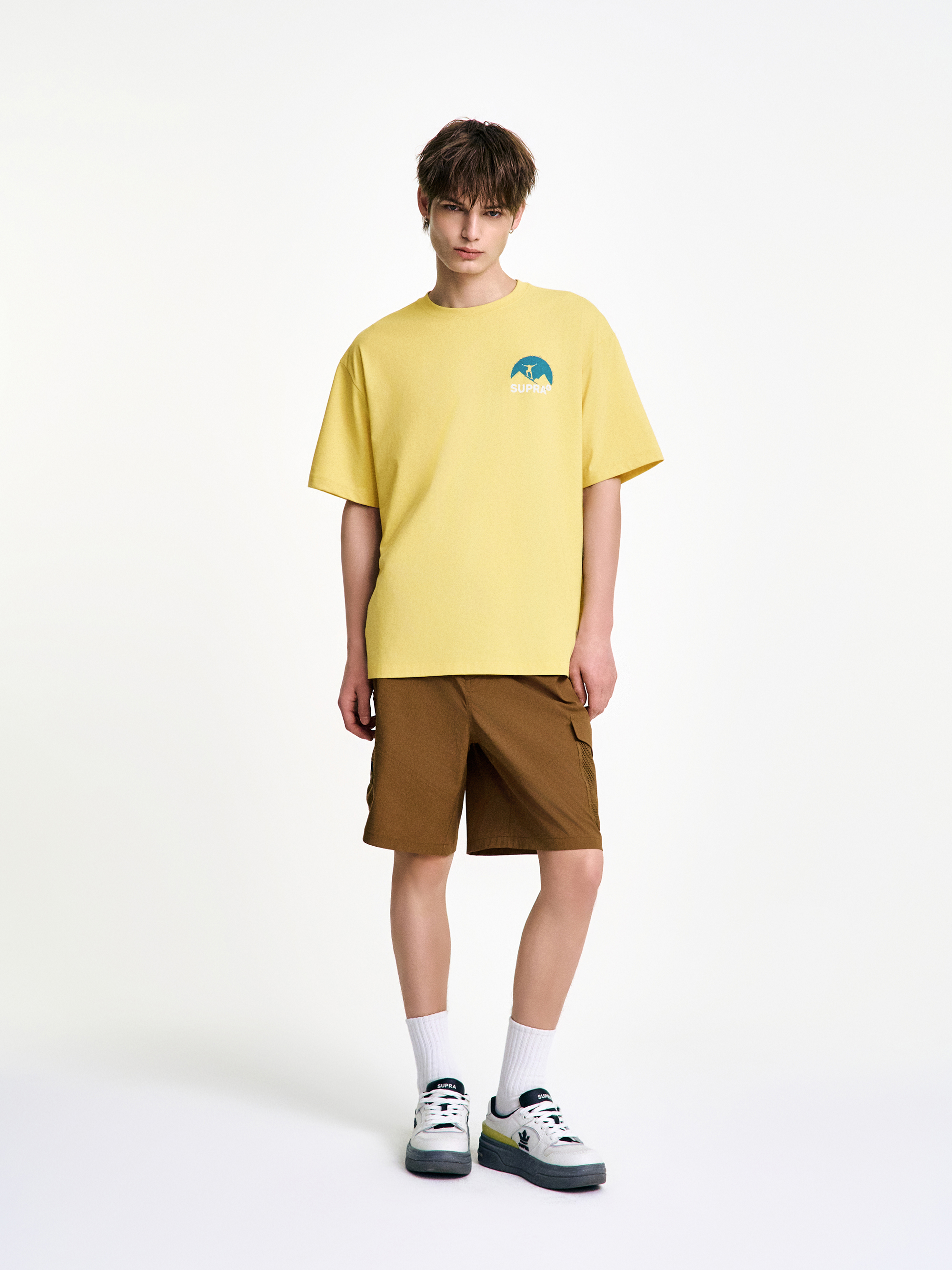 Mountain Back Graphic T-shirt