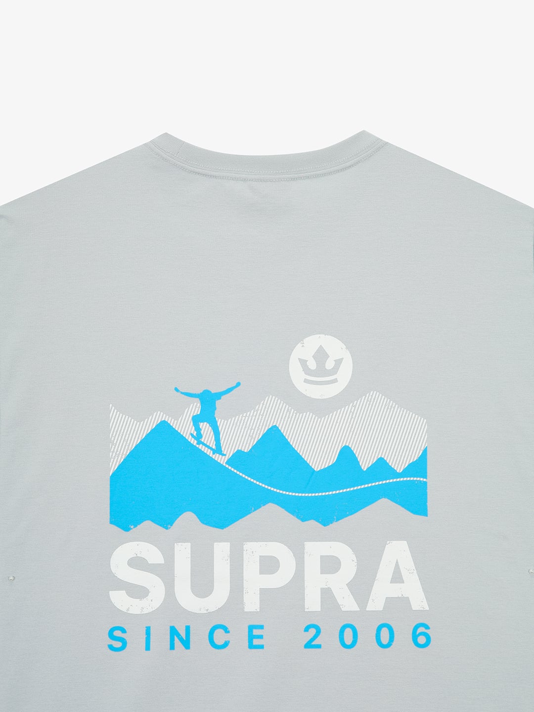 Mountain Back Graphic T-shirt