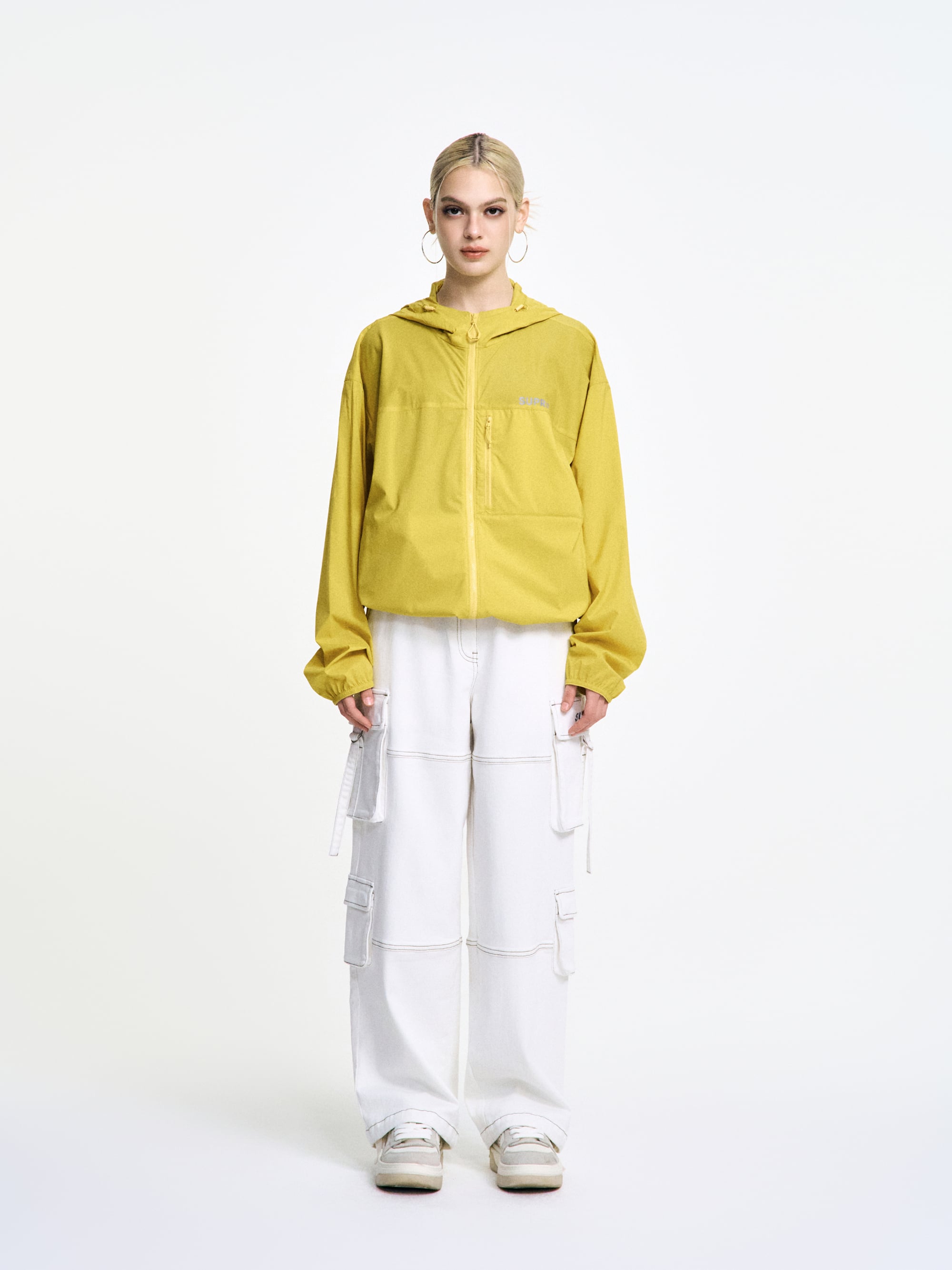 Lightweight Packable pocket  Windbreaker