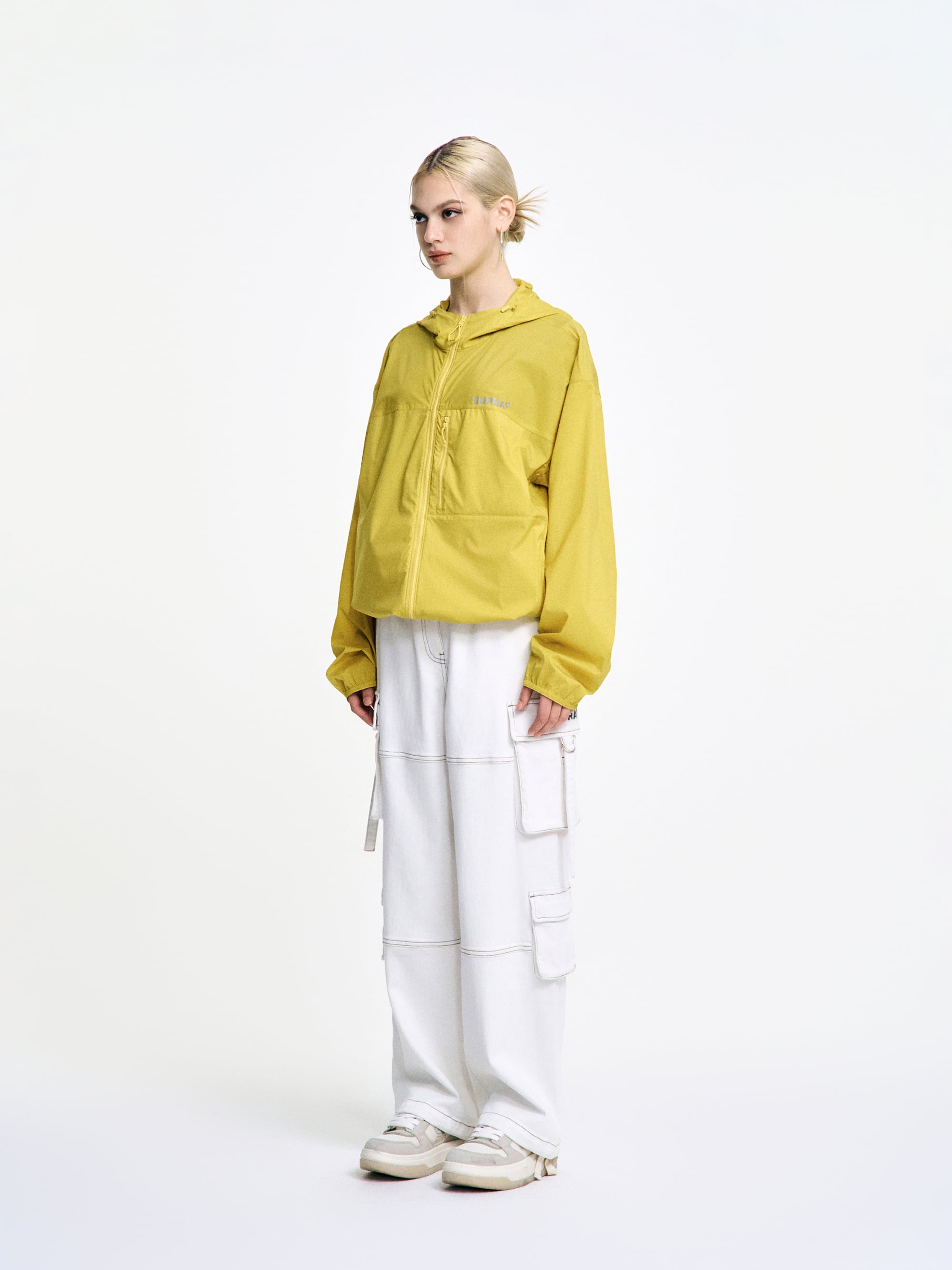 Lightweight Packable pocket  Windbreaker