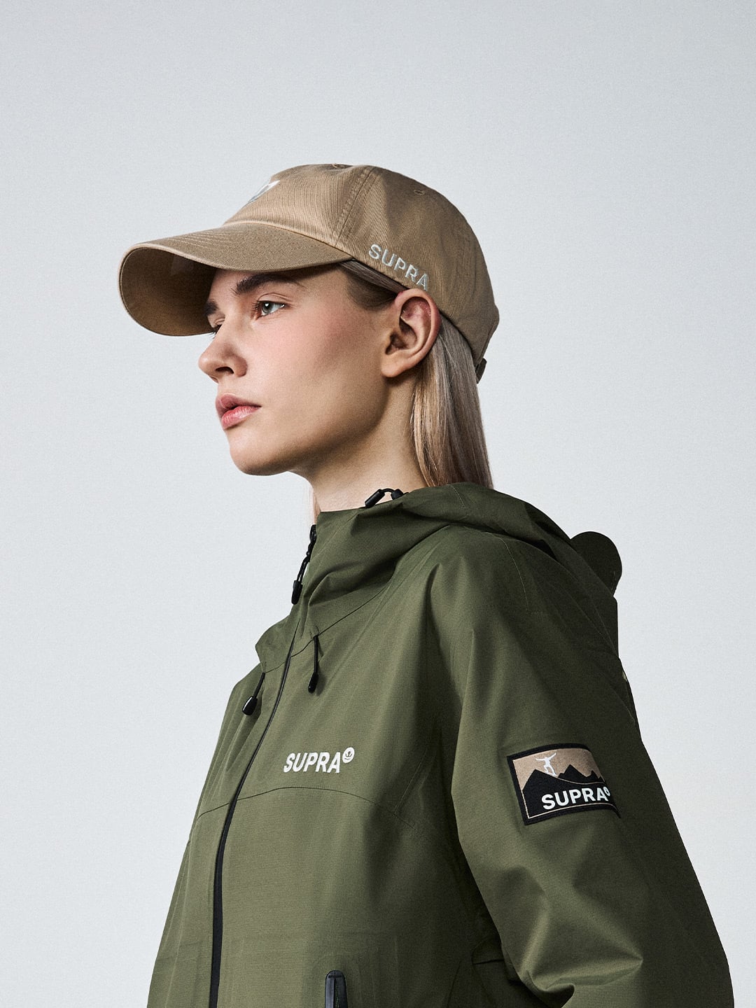 ESSENTIAL UNSTRUCTURED CROWN LOGO CAP