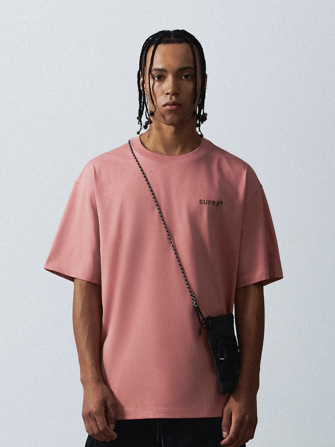 Essential Small Lettering Logo Basic Short-Sleeved T-shirt