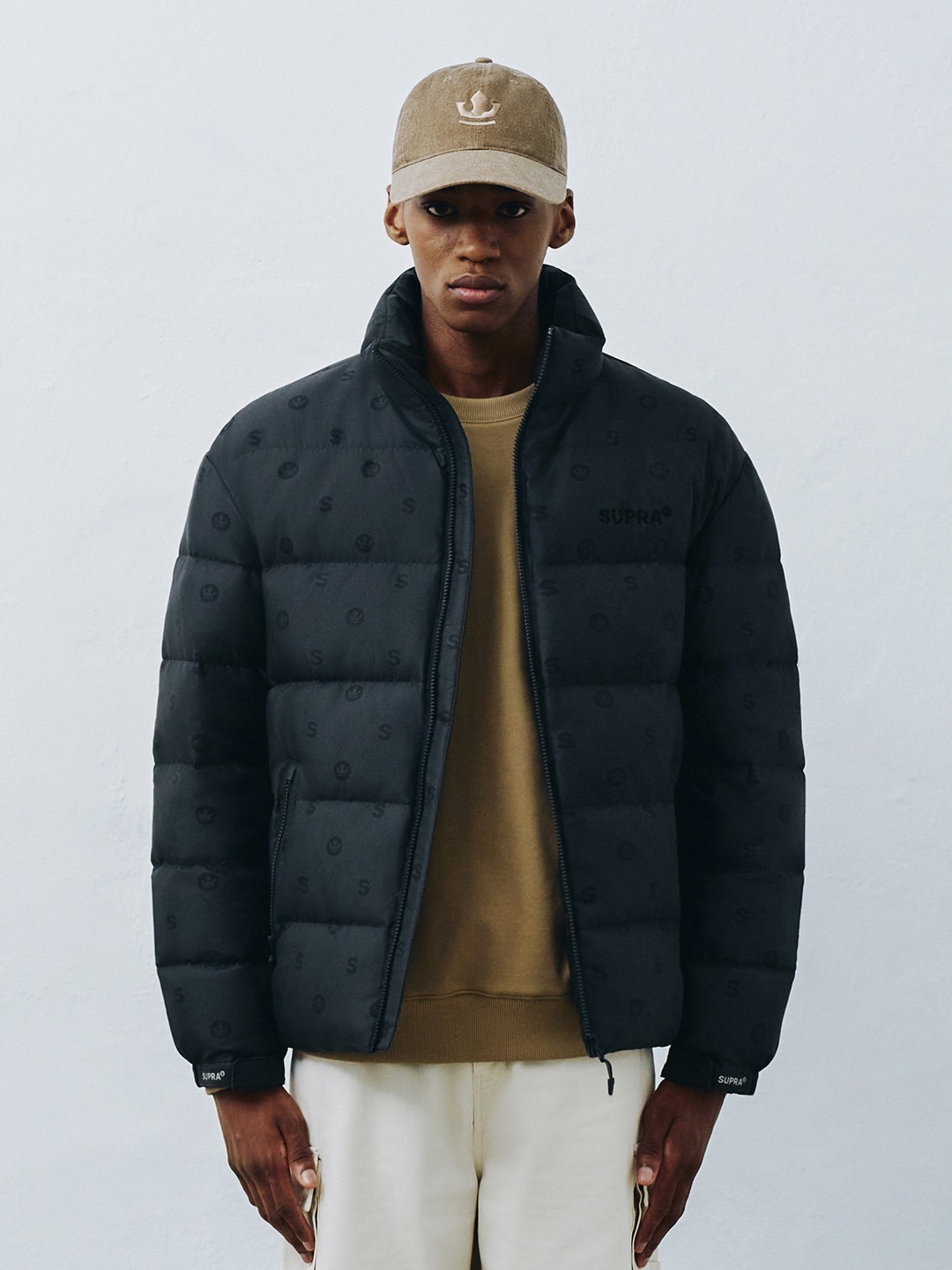 monogram jacquard Short Down Jacket