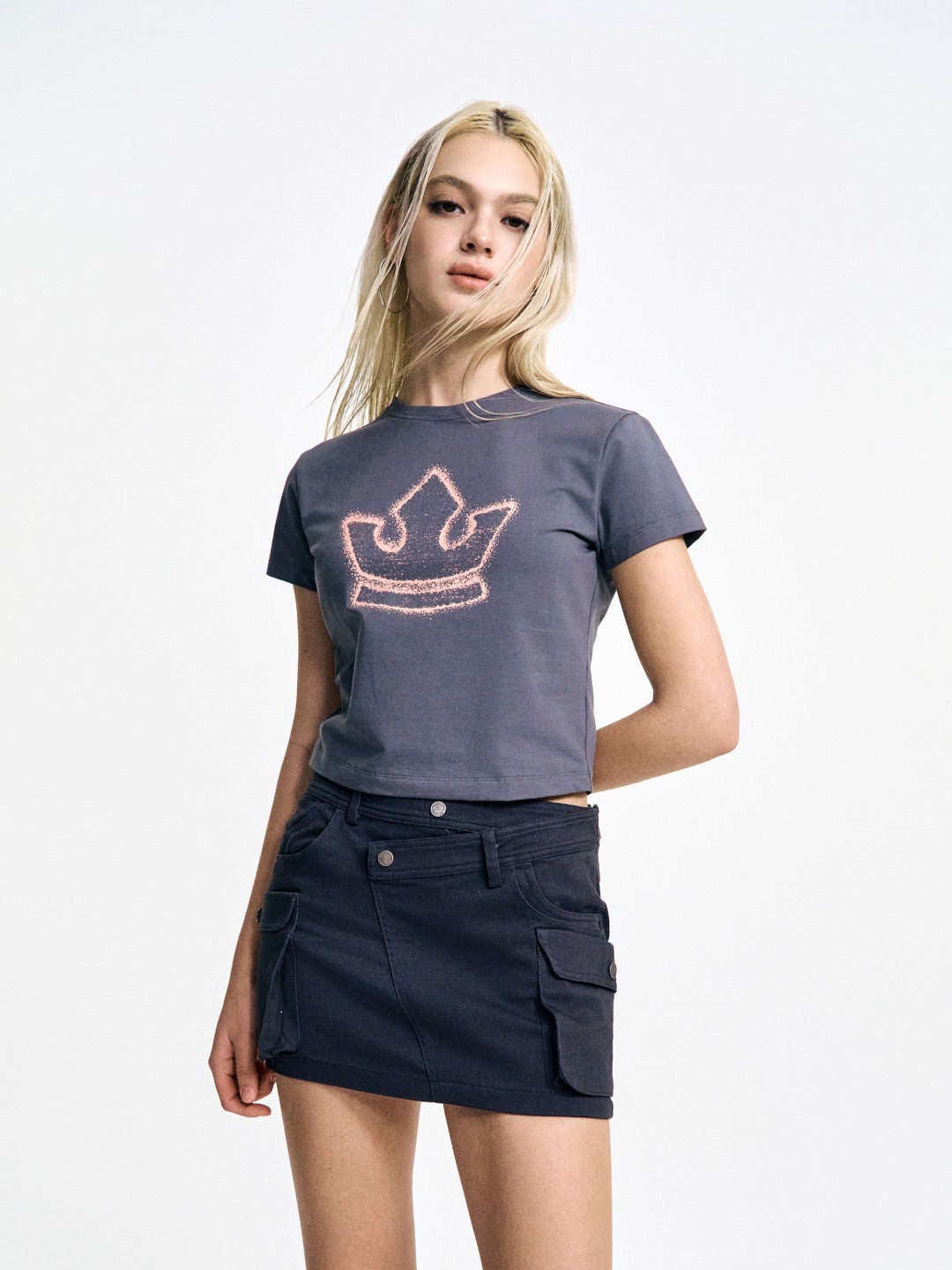 Women`s Small Crown T-shirt