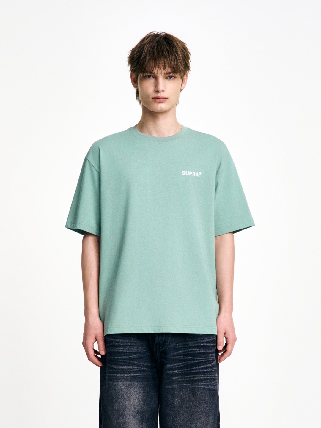 two-tone mountain graphics t-shirt