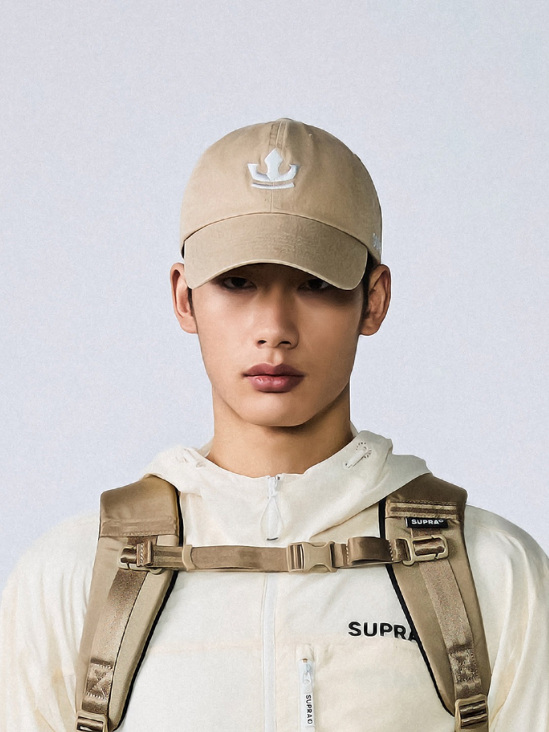 ESSENTIAL UNSTRUCTURED CROWN LOGO CAP